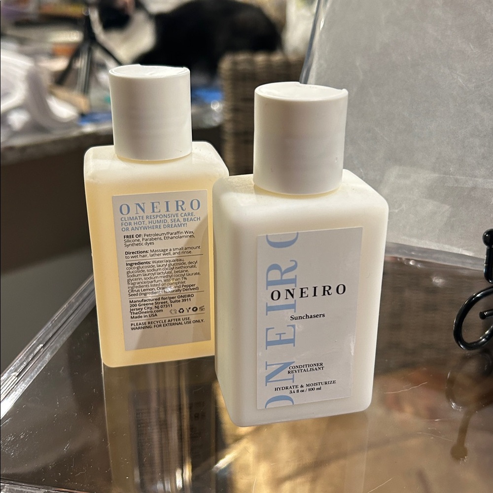 Oneiro Sunchasers Body Wash/Body Milk & Shampoo/Conditioner with Snap Pouch NWT - Picture 3 of 5